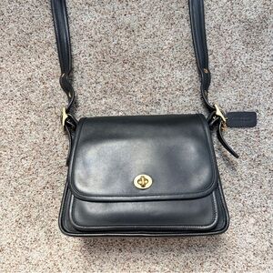 Coach vintage Rambler Legacy 9061 shoulder leather bag black